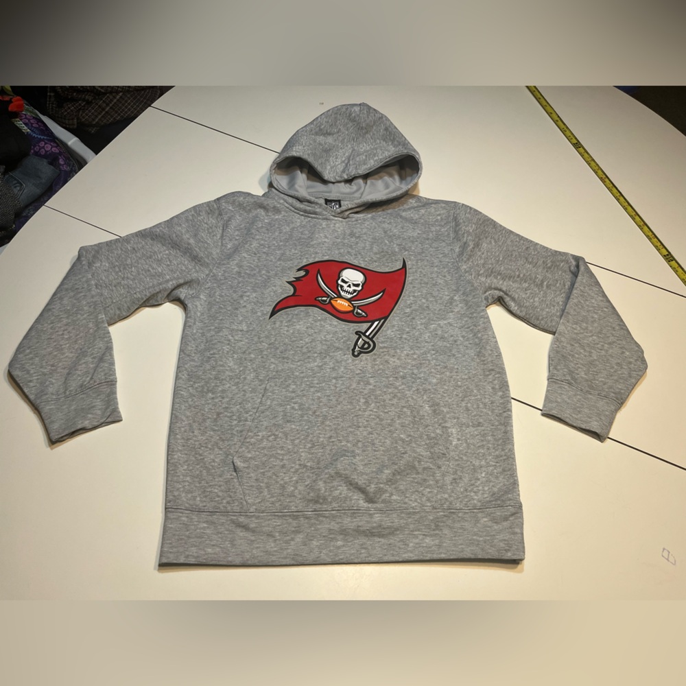 Tampa Bay Buccaneers 14-16 Youth NFL Team apparel hoodie back screen print